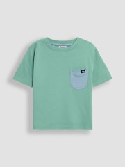 JoJo Maman Bébé Blue Tractor Checkerboard 2-Pack Printed & Plain T-Shirts - Image 4 of 5