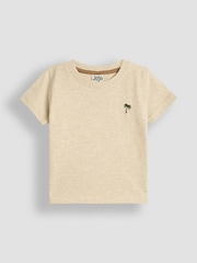 JoJo Maman Bébé Green Tropical Graphic 100% Cotton Printed & Plain T-Shirts 2 Pack - Image 4 of 7