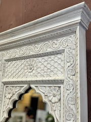 Kirei Home White Indian 3 Arch Mango Wood Mirror - Image 4 of 4