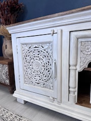 Kirei Home White Hand Carved Mango Wood TV Unit / Sideboard - Image 3 of 13