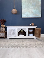 Kirei Home White Hand Carved Mango Wood TV Unit / Sideboard - Image 6 of 13