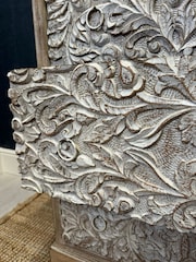 Kirei Home Cream Large Hand Carved 3 Drawer Chest - Image 4 of 5
