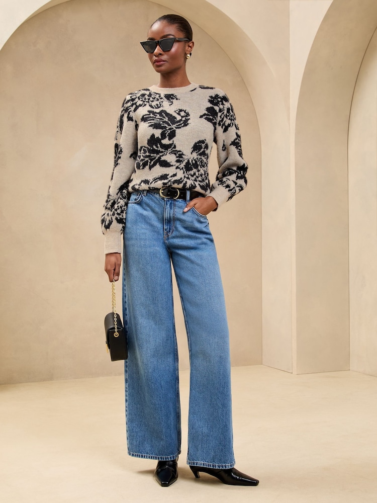 Motif floral neutre en jacquard - Pull Lipsy confortable - Image 3 of 4