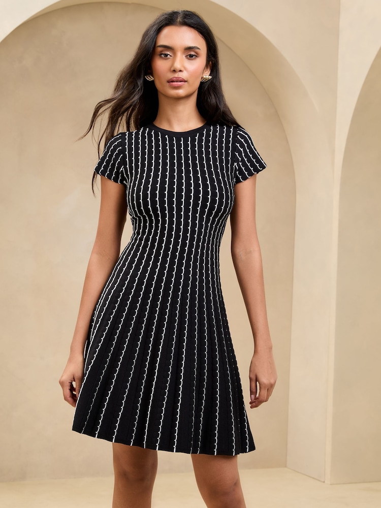 Lipsy Monochrome Mini Short Sleeve Summer Knit Dress - Image 1 of 4