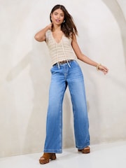 Lipsy Summer Crochet V-Neck Scalloped Edge Bow Tie Knitted Top - Image 3 of 4