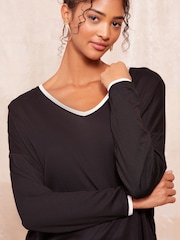 Friends Like These Black Tipped Soft Jersey V-Neck Long Sleeve Tunic Top - Image 3 of 4