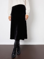 Threadbare Black Velvet Flared Pull On Midi Skirt - Image 6 of 9