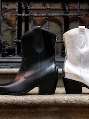 Carvela Maven Black Boots - Image 2 of 6
