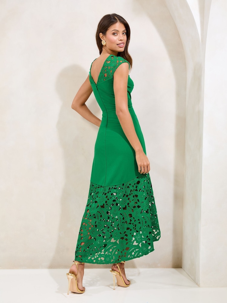 Lipsy Green Floral Lace Mix Fit And Flare Midi Dress - Image 4 of 4