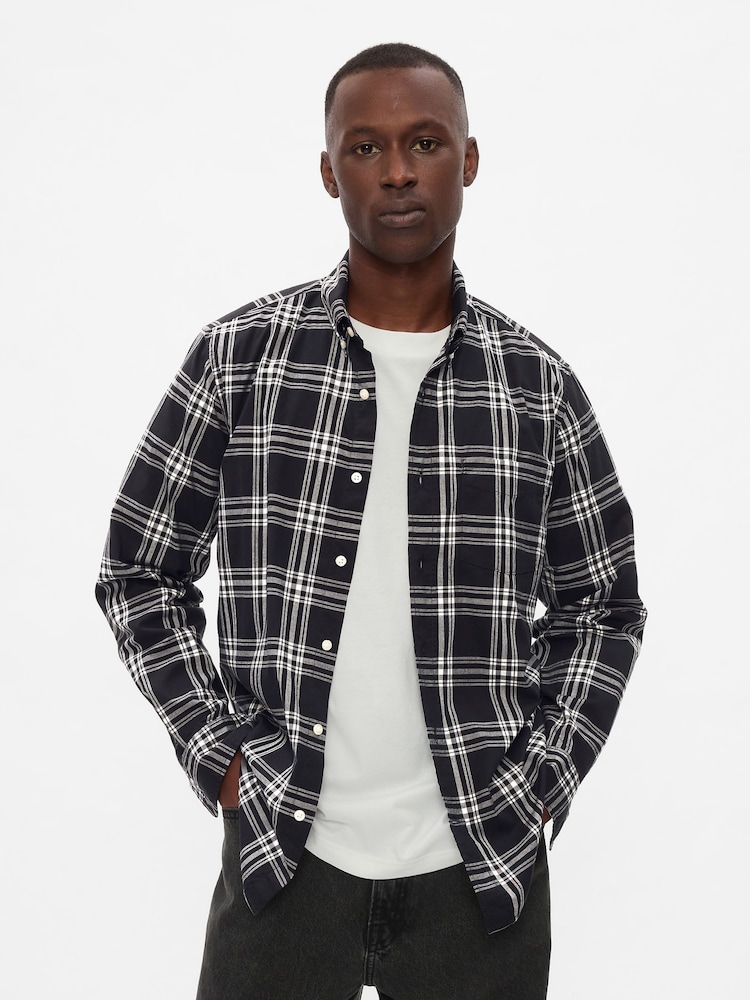 Gap Black Regular Fit Long Sleeve Poplin Shirt - Image 1 of 5