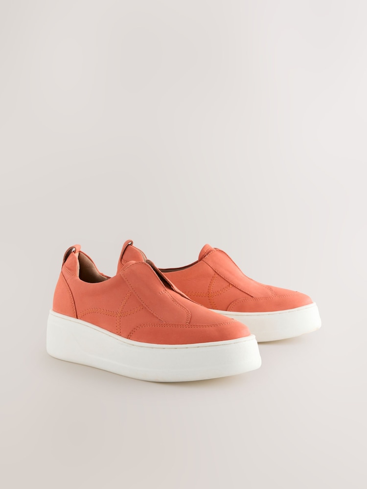 Koralno roza - Slip On Signature Forever Comfort® Leather Chunky čevlji s polno peto Platform Trainers - Slika 1 iz 5 Koralno roza - Slip On Signature Forever Comfort® Leather Chunky čevlji s polno peto Platform Trainers - Slika 1 iz 5
