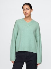 Gap Green CashSoft Oversized V-Neck Jumper - Image 3 of 5