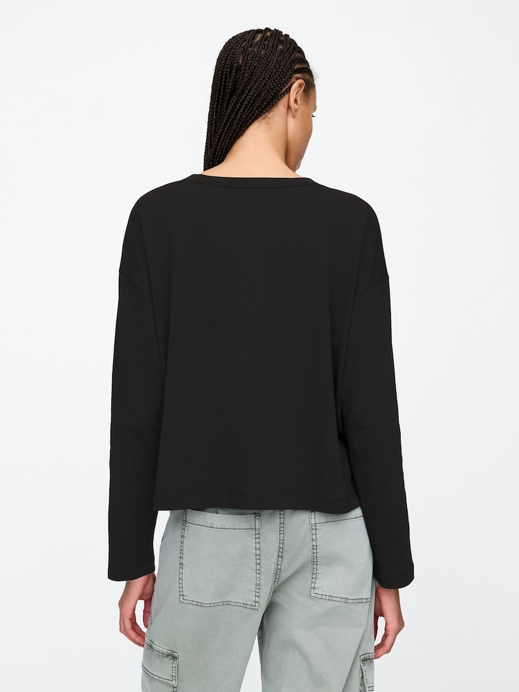 Schwarz - Gap favorite langärmliges Oversized-T-Shirt aus Baumwoll-Modal mit Rundhalsausschnitt - Bild 2 von 5