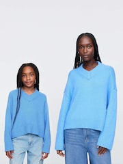 Gap Blue CashSoft Oversized V-Neck Jumper - Image 5 of 6