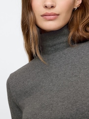 Gap Grey Long Sleeve Turtle Neck Top - Image 4 of 5