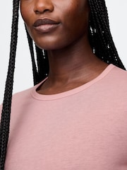 Rosa - Camiseta moderna de manga larga y cuello redondo de Gap - Imagen 4 de 5