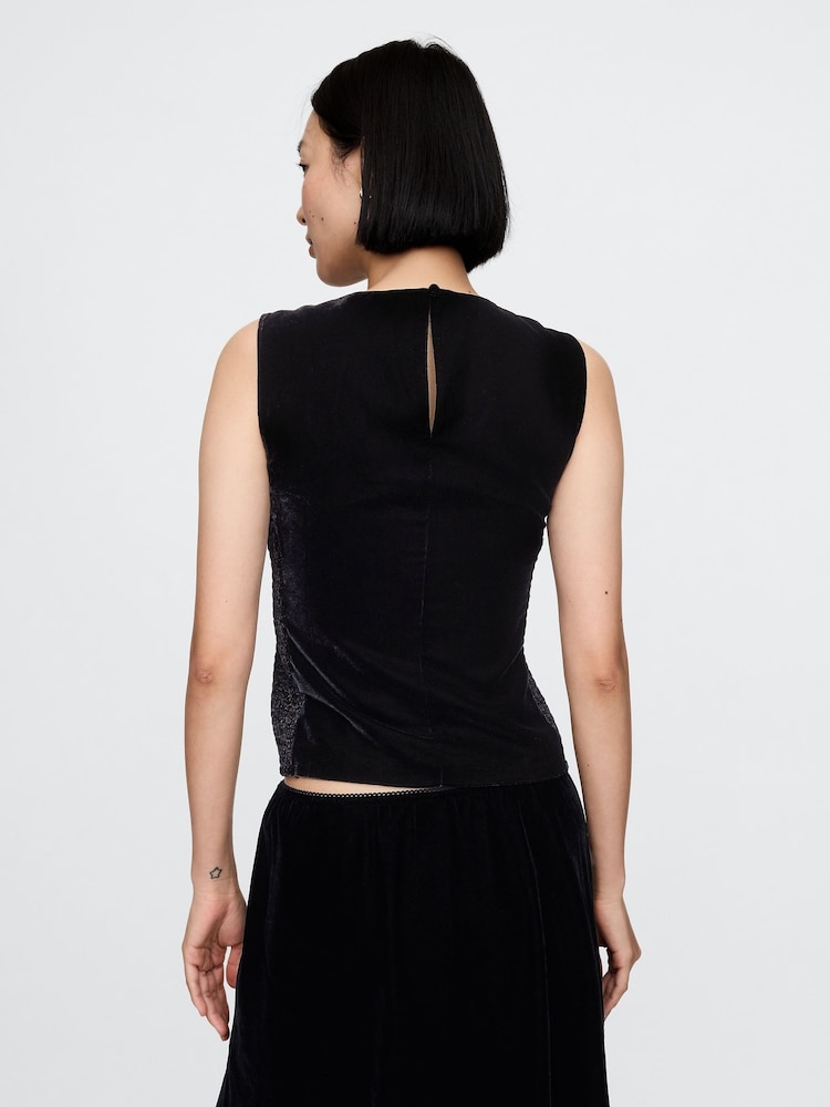 Gap Black Velvet Square-Neck Cropped Top - Image 2 of 5