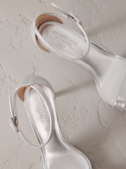 Silver Signature Premium Leather Round Toe Buckle Detail Mid Simple Sandals - Image 10 of 10