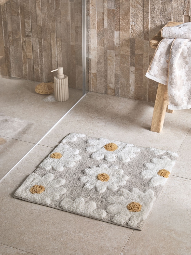 Natural Grey Daisy 100% Cotton Shower Mat - Image 1 of 1