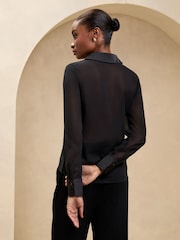 Schwarz - Lipsy Hemd aus Satin-Chiffon mit Tasche - Bild 3 von 4