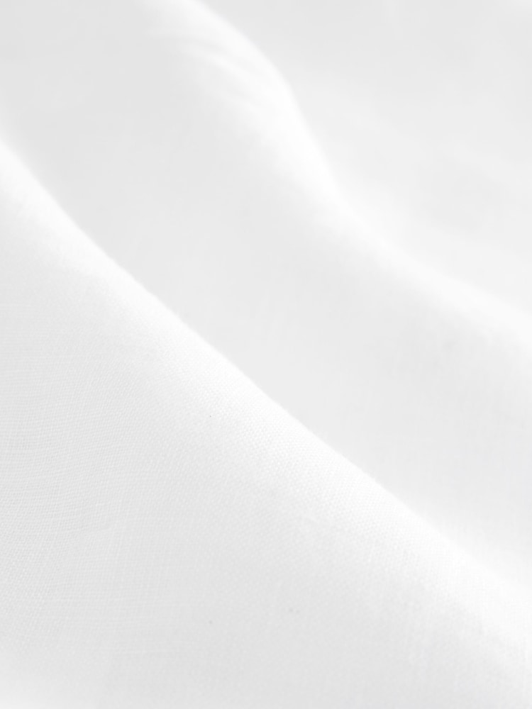 White 100% Linen Button Down Halter Top - Image 7 of 7 White 100% Linen Button Down Halter Top - Image 7 of 7