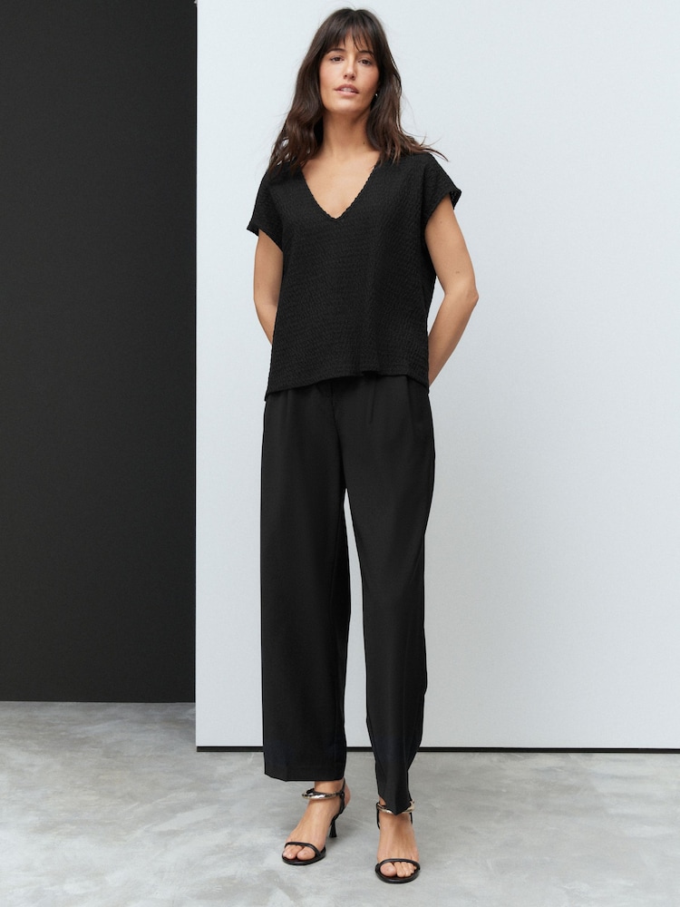 Black Textured Short Sleeve V-Neck T-Shirt - Image 2 of 8
