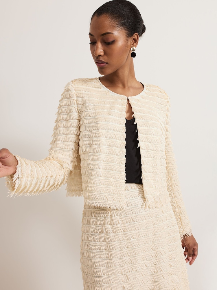 أبيض - Phase Eight Dolly Fringe Crop Jacket - صورة 1 من 7