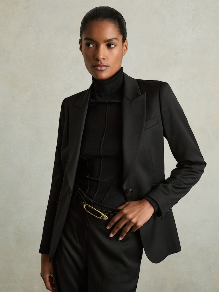 Reiss Black Evelina Suede Oval-Buckle Belt - Image 2 of 4 Reiss Black Evelina Suede Oval-Buckle Belt - Image 2 of 4