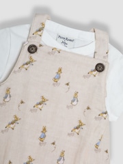 JoJo Maman Bébé 2-Piece Peter Rabbit™ Dungarees & Body Set - Imagen 2 de 9