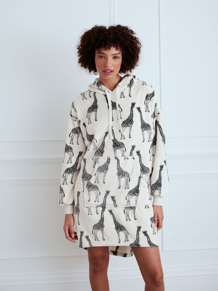 Chelsea Peers White Fleece Giraffe Print Blanket Hoodie - Image 2 of 4