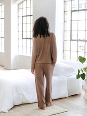 Chelsea Peers Brown Bouclé Knit Co-ord Top & Joggers Set - Image 2 of 5