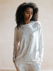 Chelsea Peers White Gold Foil Christmas Deer Long Pyjamas Set - Image 5 of 5