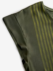 Grün mit geometrischen Muster - Kurzarm-Top mit Print - Bild 7 von 7