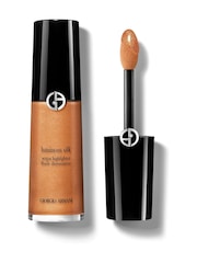Armani Beauty Luminous Silk Acqua Highlighter - Image 1 of 5