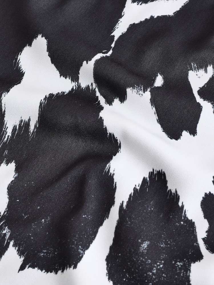 Cow Print Short Sleeve Print Top - Image 7 of 7
