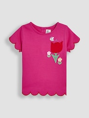 JoJo Maman Bébé Fuchsia Pink Bee & Flower 100% Cotton Scallop Hem Appliqué Pocket T-Shirt - Image 1 of 4