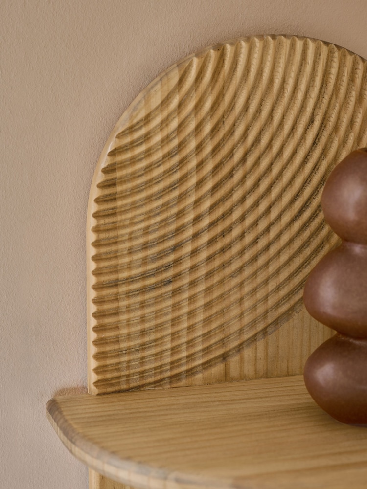 Carved 3 Tier Wall Shelf - Bild 5 von 5 Carved 3 Tier Wall Shelf - Bild 5 von 5