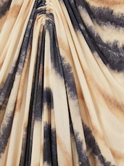 Reiss Neutral/Navy Georgia Jersey Ruched Printed Dress With Wool - Image 5 of 5