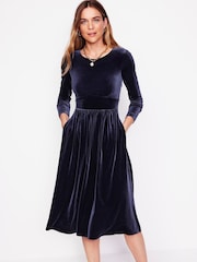 Boden Thea Velvet Jersey средних размеров платья - Image 1 of 5