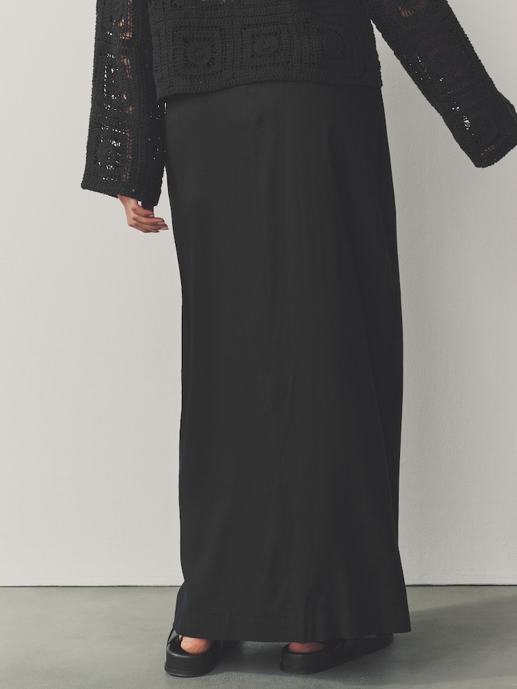 Black Maxi Sarong Skirt with Linen - Image 3 of 7