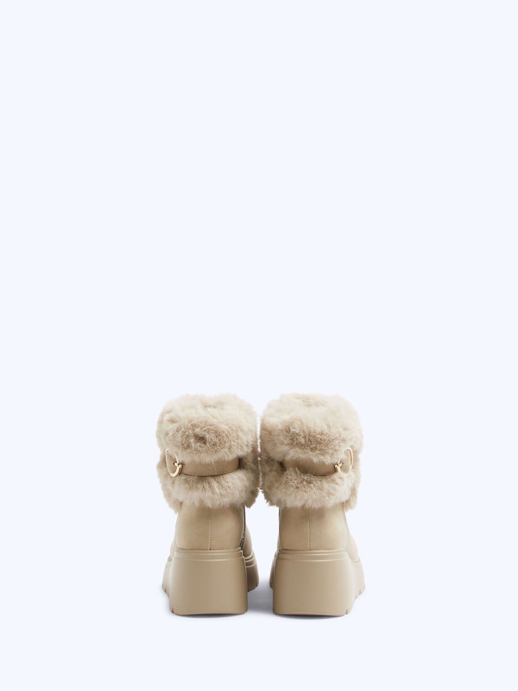 River Island Brown Girls Faux Leather Faux Fur Wedge Boots - Image 3 of 4
