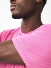 Pink - Aktiv-T-Shirt für Fitnessstudio und Training - Image 4 of 9