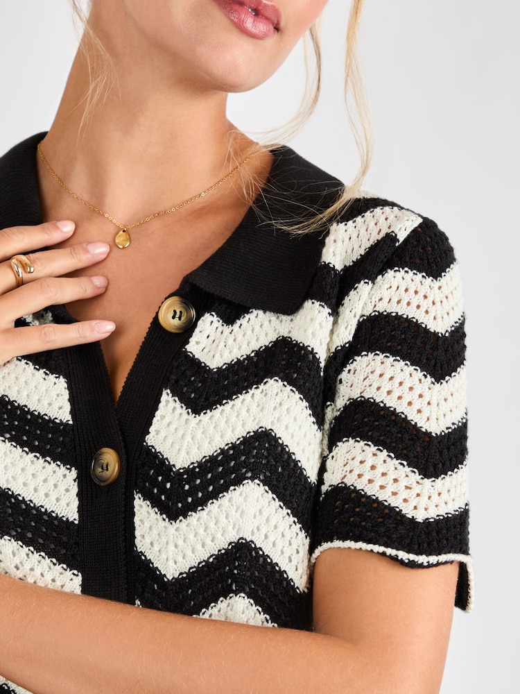JoJo Maman Bébé Black Patterned Maternity Knit Cardigan - Image 4 of 4