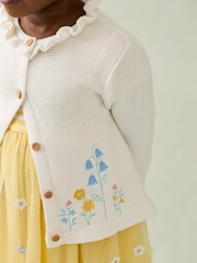 JoJo Maman Bébé Cream Floral Duck Applique Ruffle Collar 100% Cotton Cardigan - Image 3 of 7
