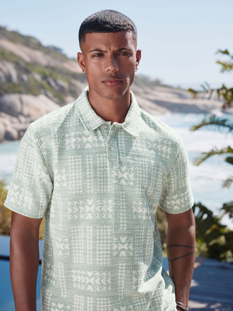 Grün - Pattern Button Neck Polo Shirt - Image 1 of 9