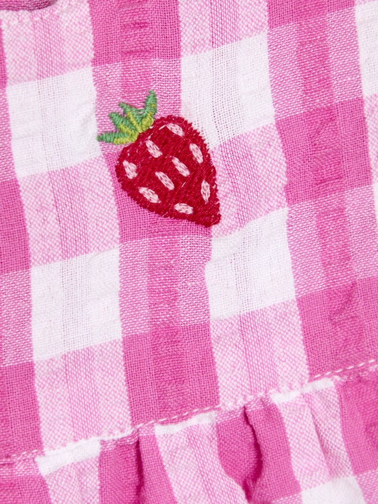 Vichy-Karos, Pink-Erdbeerrot - JoJo Maman Bébé – hübscher, bestickter Sonnenschutz-Anzug mit Rüschen an der Schulter aus 100 % Baumwolle - Bild 3 von 3 Vichy-Karos, Pink-Erdbeerrot - JoJo Maman Bébé – hübscher, bestickter Sonnenschutz-Anzug mit Rüschen an der Schulter aus 100 % Baumwolle - Bild 3 von 3