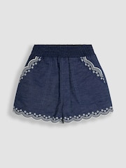 JoJo Maman Bébé Broderie Scallop Pocket Shorts - Imagen 1 de 3