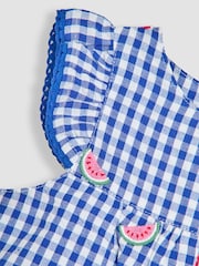 Blue Strawberry Gingham - JoJo Maman Bébé Pretty Ruffle Shoulder Embroidered 100% Cotton Sunsuit - Imagen 3 de 3