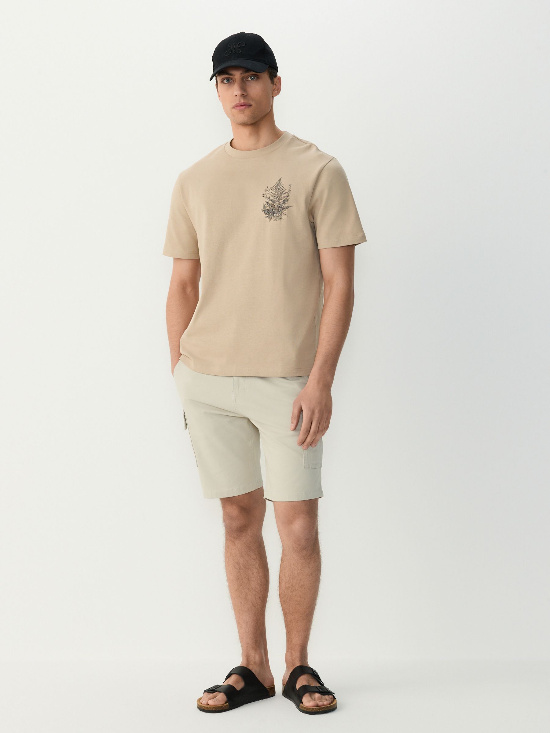 Buy Stone Leaf Regular Fit Graphic Print Heavy Weight T