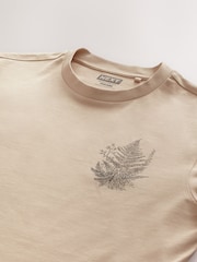 Hoja en piedra - Corte amplio - Graphic Print Heavyweight T-Shirt - Imagen 8 de 8
